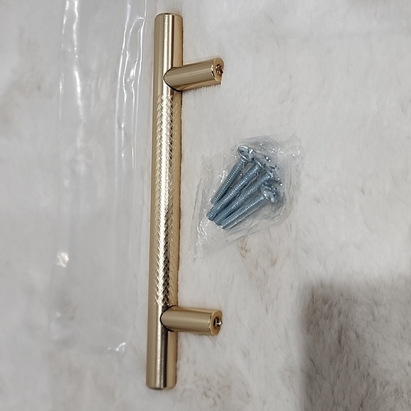 New! Delta Series Modern Textured Gold Cabinet Handle Pull 20 Pieces - Picture 4 of 5